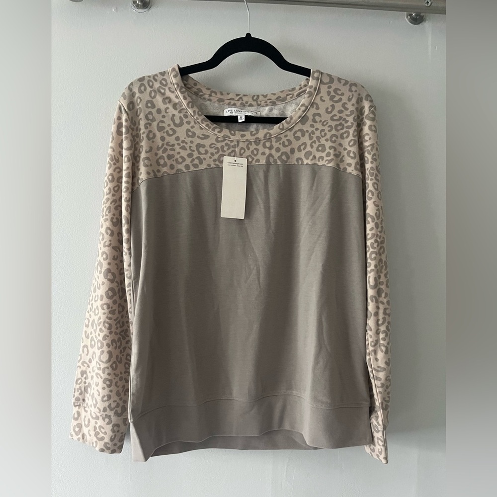 New Karen Neuburger Leopard Print Pajama  Set - Tan and Cream